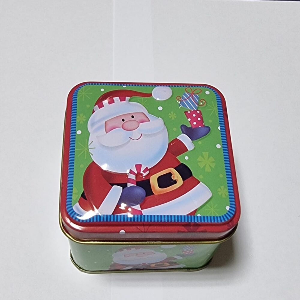 Scatola natalizia in latta